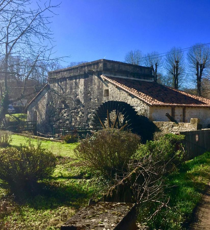 Lapartment Du Perigord Javerlhac-et-la-Chapelle-Saint-Robert Exterior photo