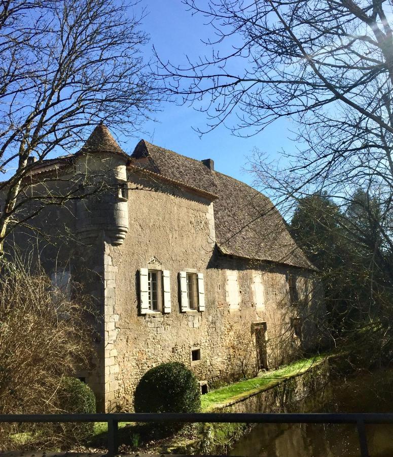 Lapartment Du Perigord Javerlhac-et-la-Chapelle-Saint-Robert Exterior photo